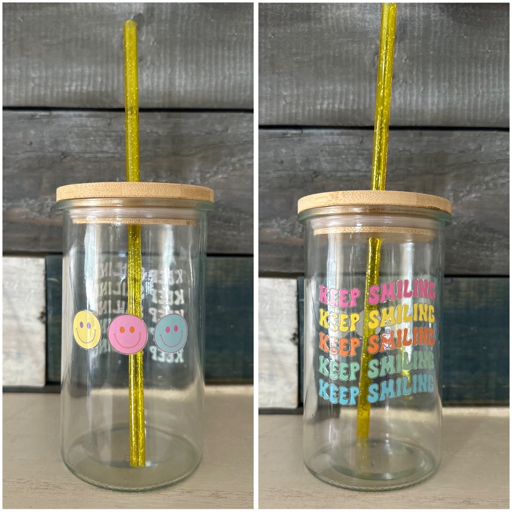 COPY - 20oz glass tumbler with bamboo lid and straw.